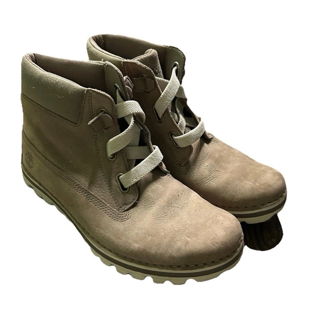 Women’s Timberland Light Brown Boots Size 7